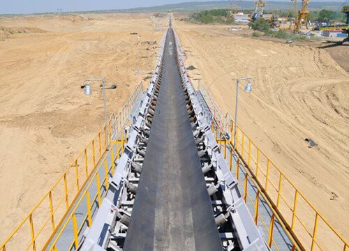 Zakrzywiony przenośnik taśmowy na duże odległości